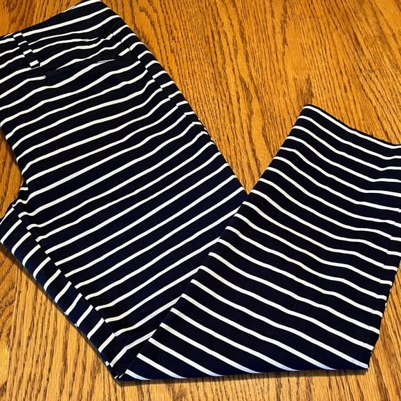 New York & Co. Size 0 Pants - Picture 2 of 14